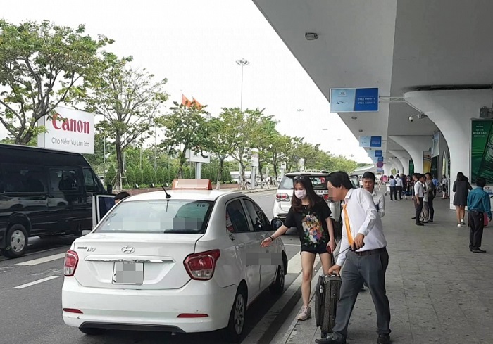 Hợp Nhất Travel cung cấp dịch vụ taxi sân bay Đà Nẵng uy tín