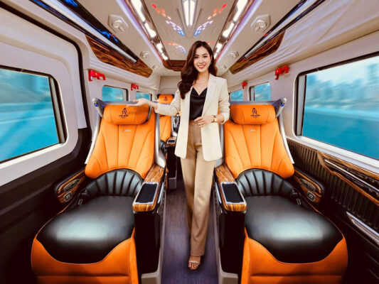 Car travel 4 to 45-seat in Da Nang